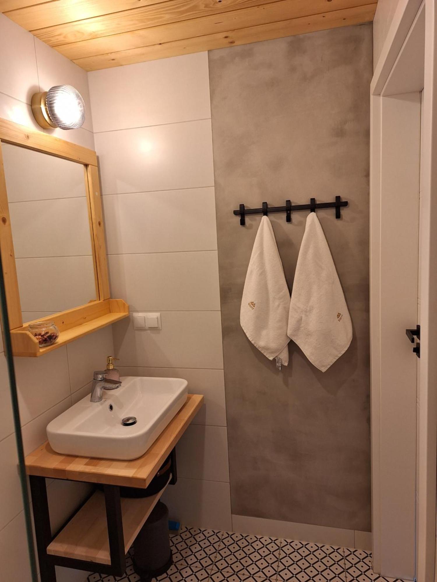 Domki Szczyt Beztroski Jacuzzi & Sauna ノヴィ・タルク エクステリア 写真